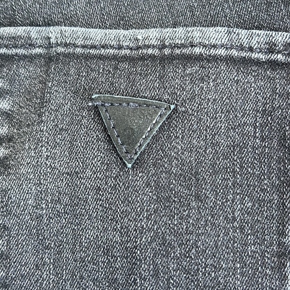 Guess sexy curve ripped black jeans - Picture 3 of 5